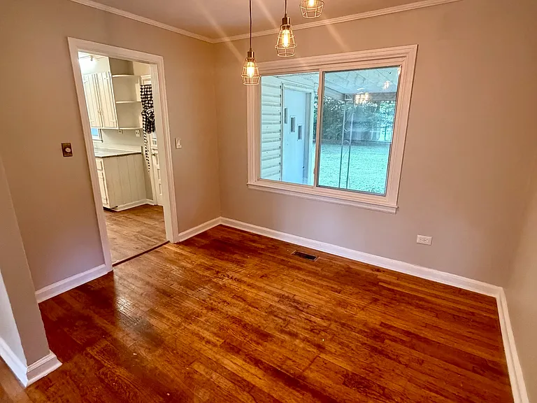 1301 Smoak Ave — Photo 11