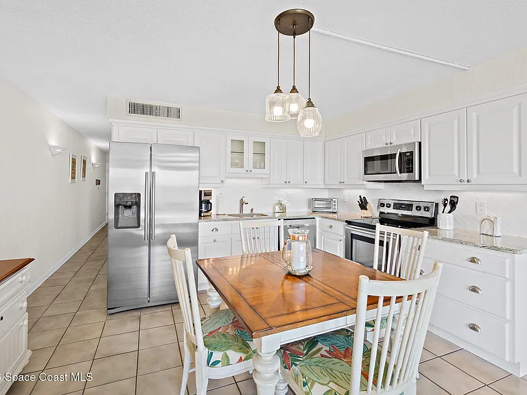 3600 Ocean Beach Blvd #5 — Photo 6