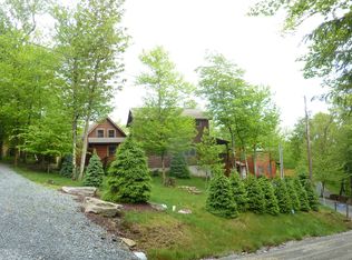 101 Groundhog Trl, Beech Mountain, NC 28604
