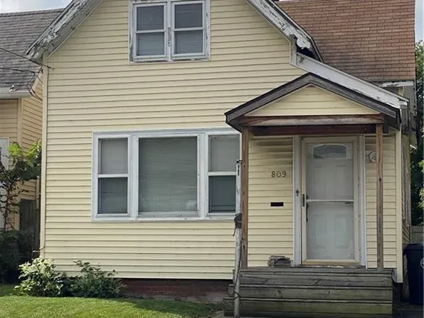 809 Ash St, Toledo, OH 43611
