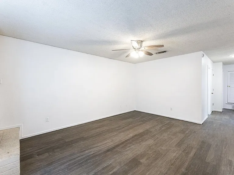 7804 Avenue X #A — Photo 9