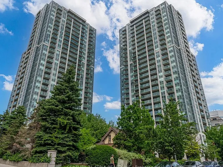 16 Harrison Garden Blvd #2001 — Photo 1