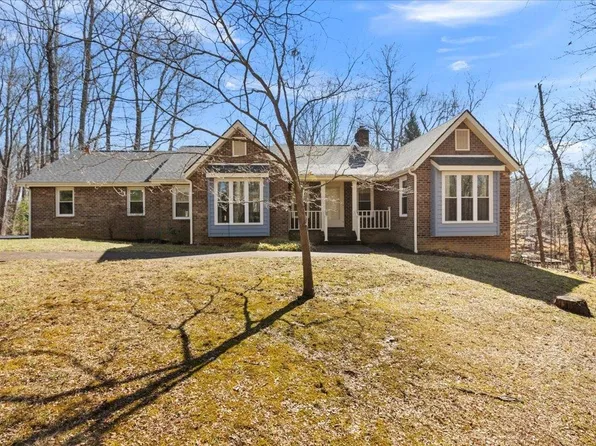 1702 Sterling Dr, Blacksburg, VA 24060