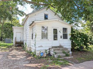 526 Alexander St, Bangor, MI 49013