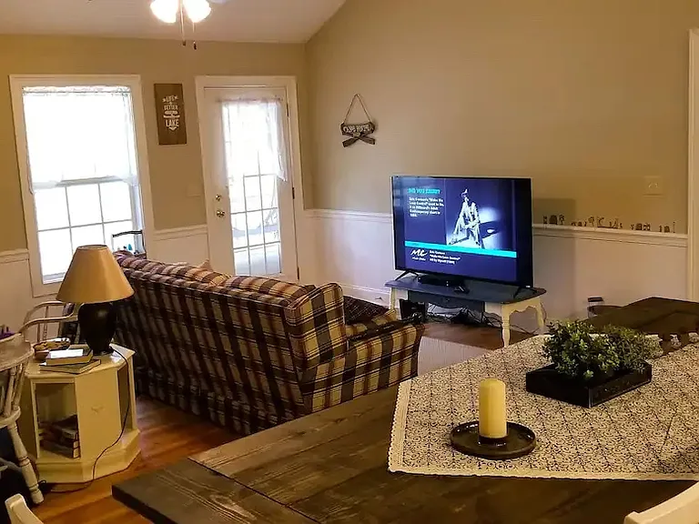 103 Sportsman Cir — Photo 2
