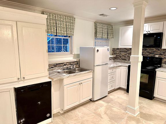 3rd image of 1845 Eagle Summit Ct #A