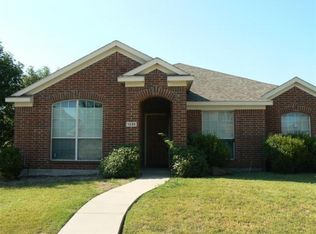 1226 Glencoe Dr, Glenn Heights, TX 75154