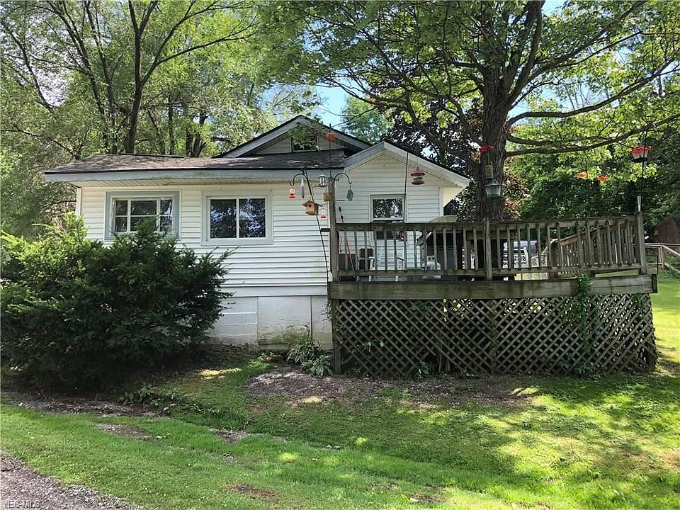 1st image of 14792 Edgewater Dr