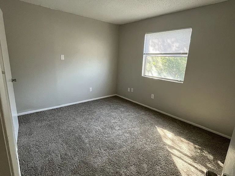 815 Bracewood Cir #A — Photo 7