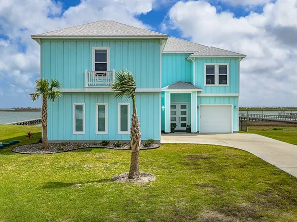 9 Northpointe Dr, Rockport, TX 78382