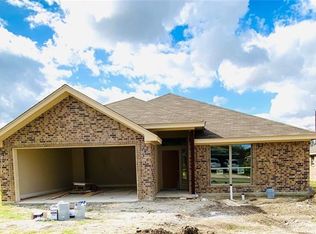 307 Woods Dr, Gatesville, TX 76528