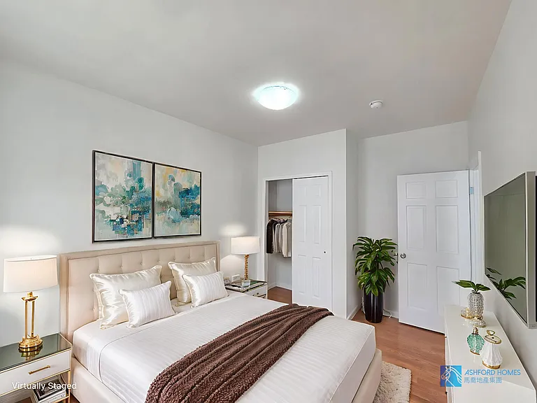 2349 E 22nd St #2F — Photo 9