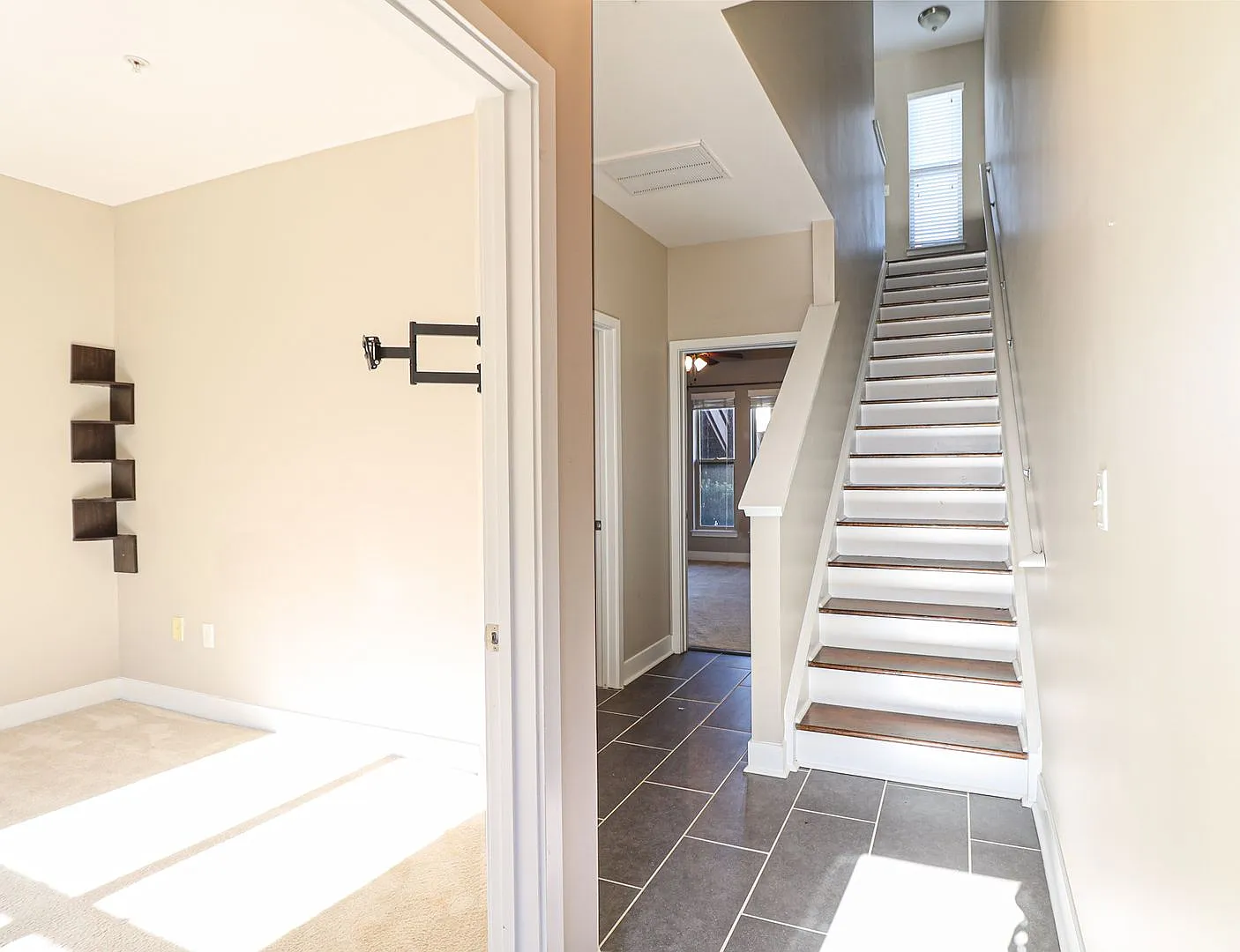 Coming Soon: 3 story townhome with Uptown View — Photo 3