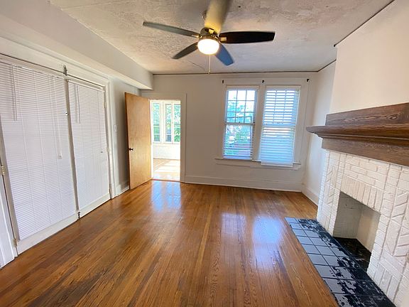 5th image of 4-16 E Norwich Ave #12-16