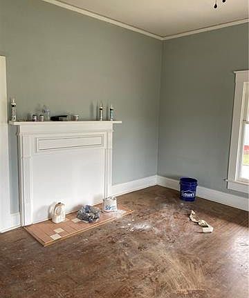 3rd image of 602 W Franklin St