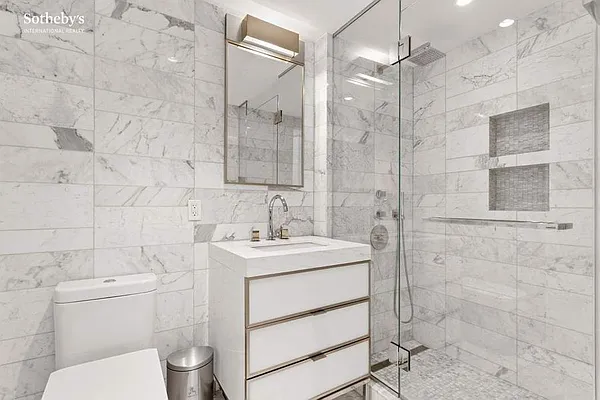 Rented by Sotheby's International Realty | media 13