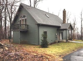 7175 Corning Rd, Zionsville, PA 18092
