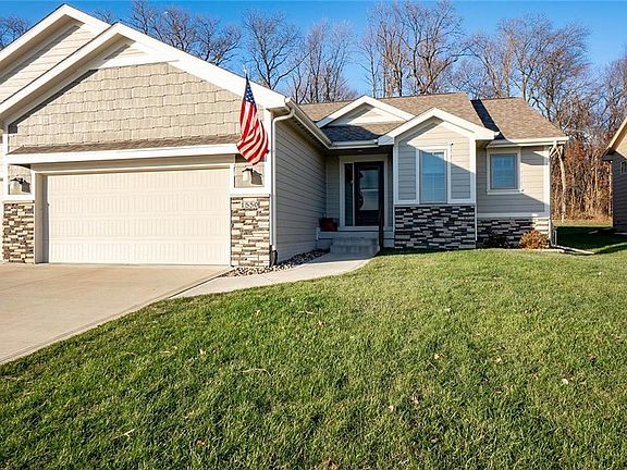 2nd image of 1550 Seagrass Ave