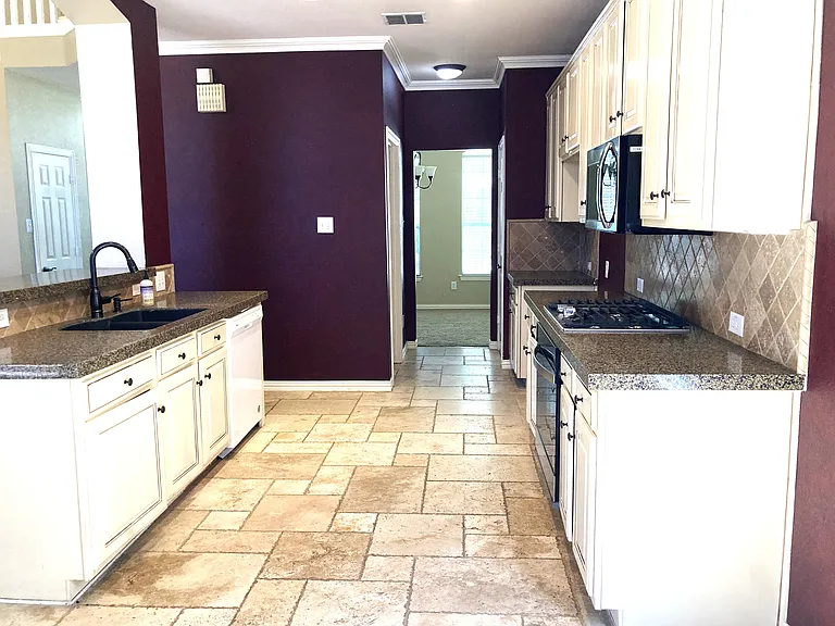 630 Waterview Dr — Photo 11