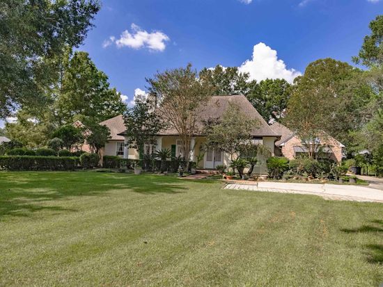 1227 Westchester Dr, Baton Rouge, LA 70810