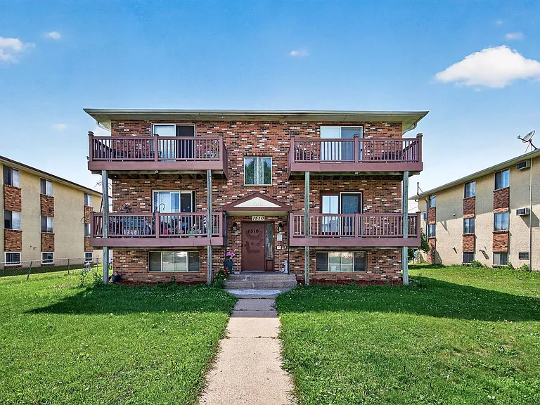 Elrose Apartments 1510 — Photo 4