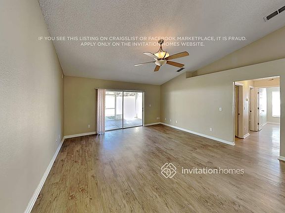 4th image of 1911 Summit Oaks Cir