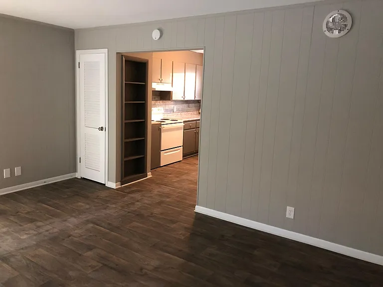 522 McKellar Dr #15 — Photo 3