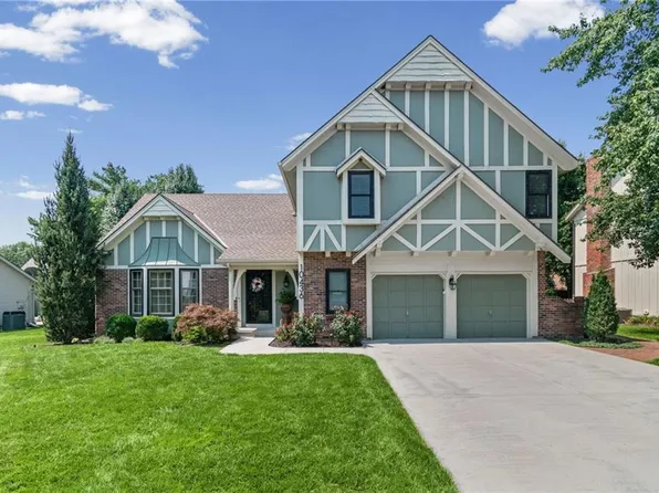 10436 Flint St, Overland Park, KS 66214