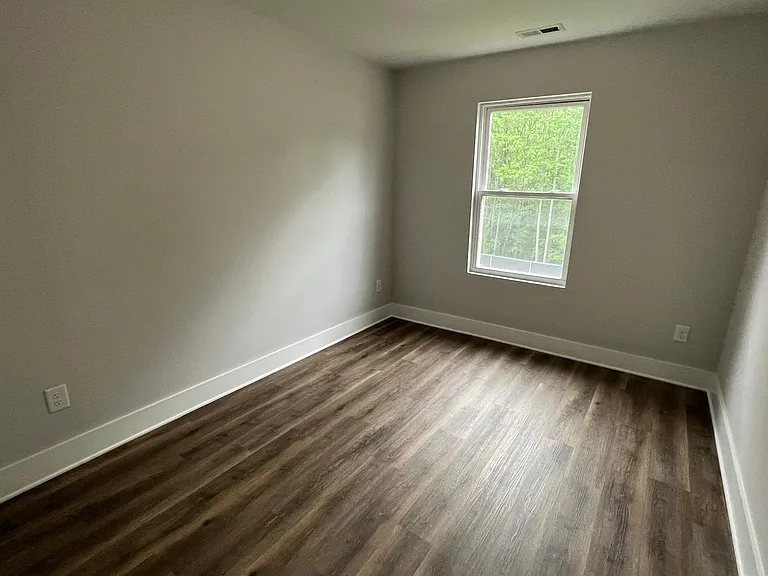 1042 McLain Rd — Photo 18