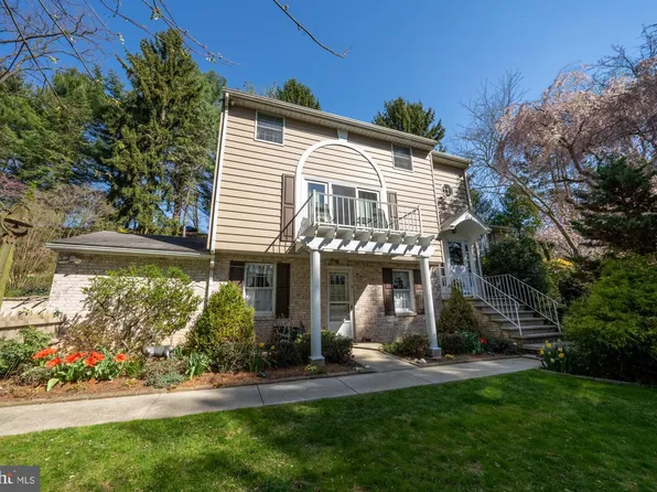 60 Johnson Rd, Boyertown, PA 19512