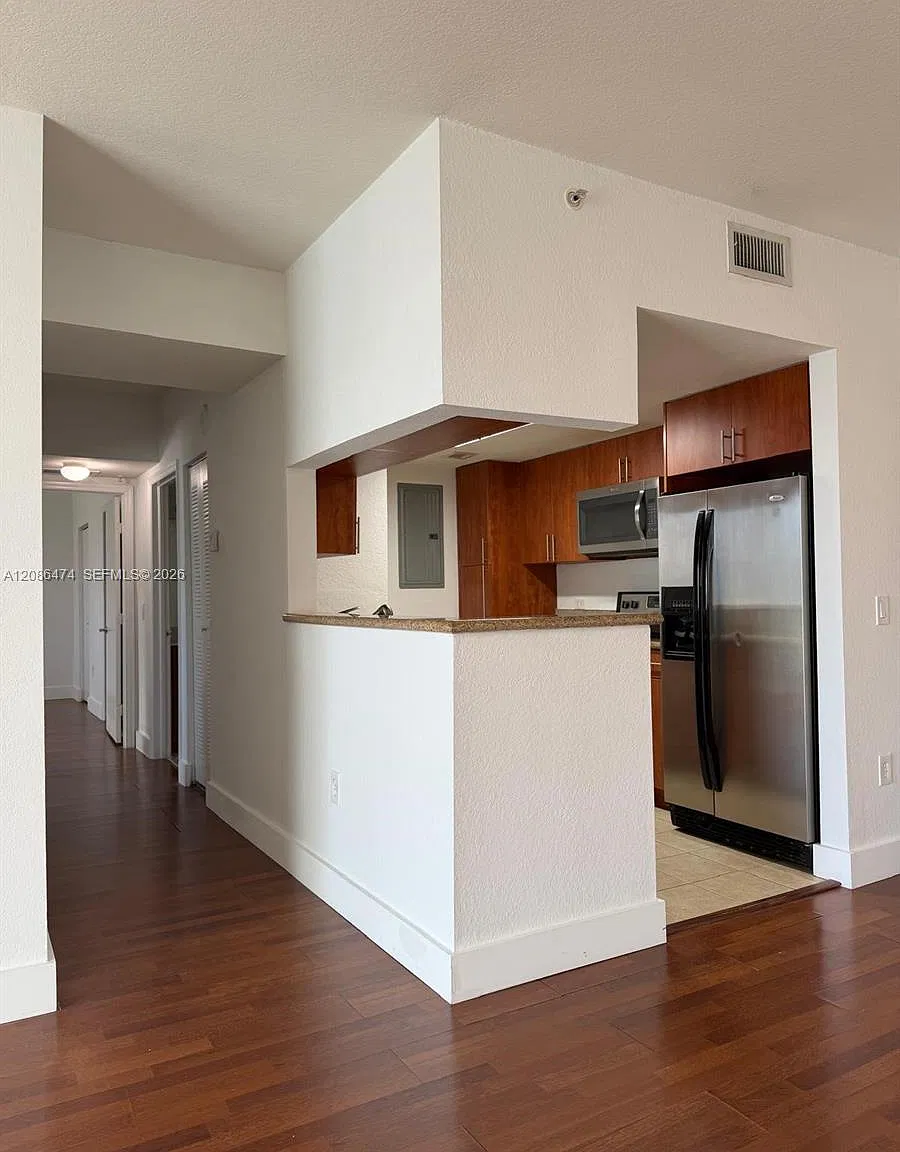 Havana Lofts Condo — Photo 4