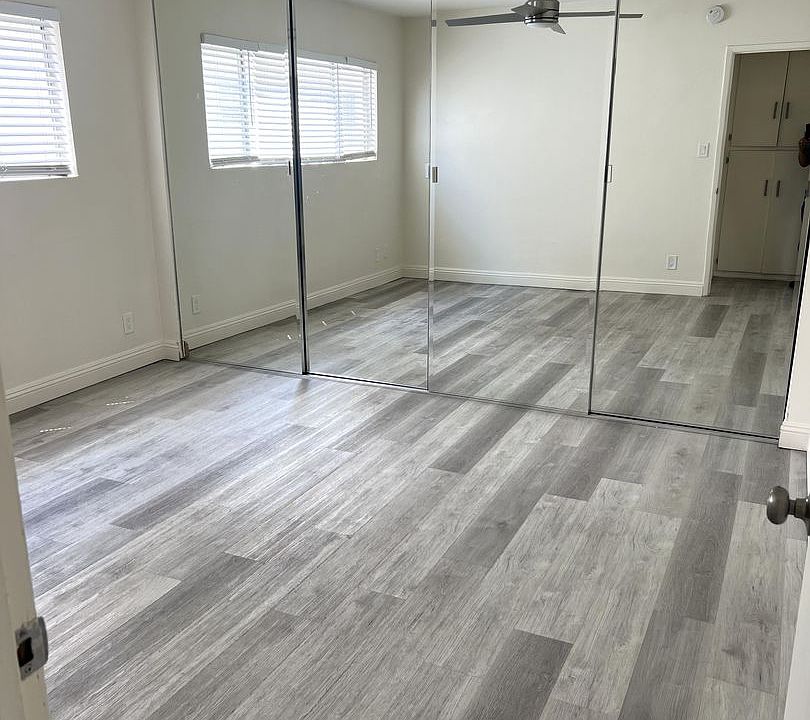 2nd image of 11763 Hamlin St #2