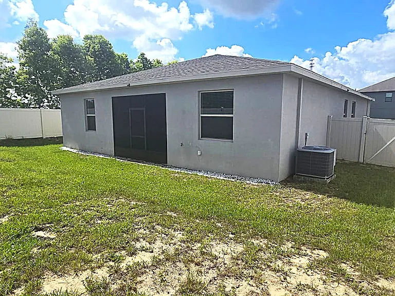 212 Bergamot Loop — Photo 24