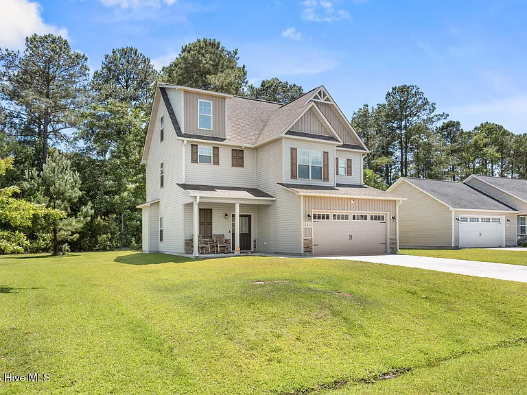 260 Breakwater Dr — Photo 1