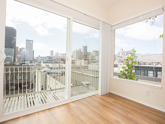 4th image of 1127-1133 Kearny St #1127-01
