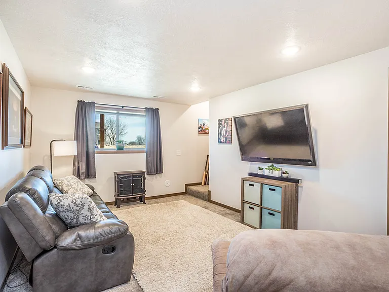4221 N Knob Hill Ct — Photo 10