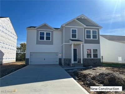 2974 McIntosh Dr NE, Louisville, OH, 44641