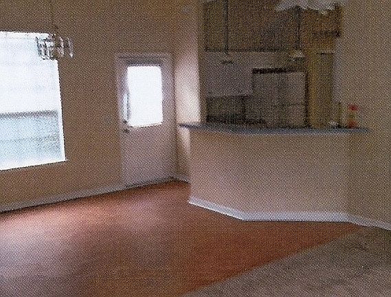 2nd image of 118 E Saint Johns Ave