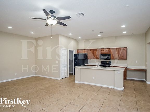 2nd image of 3327 Kaniksu Ct