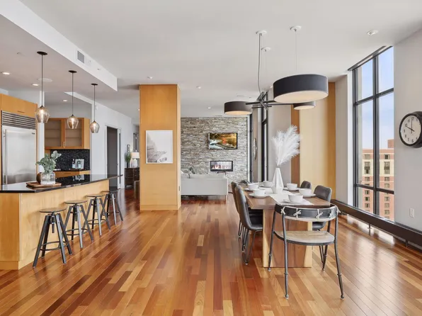 201 S 11th St Unit 2320, Minneapolis, MN 55403