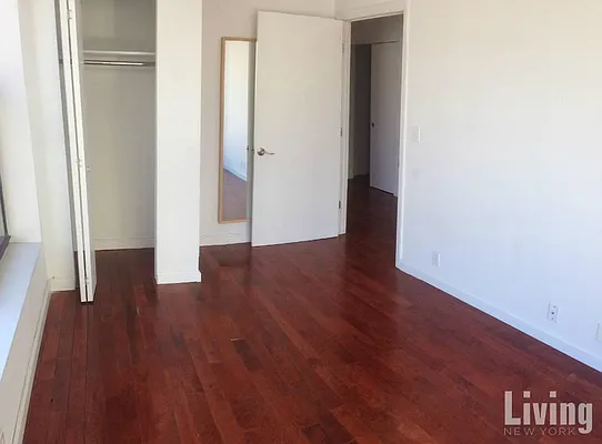 Rented by Living New York | media 18