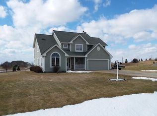 W279N5483 Hanover Hill Rd, Lisbon, WI 53089