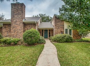 2313 Oakwood Dr, Carrollton, TX 75006