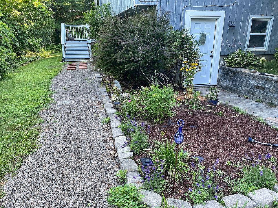 2nd image of 266 Snake Hill Rd