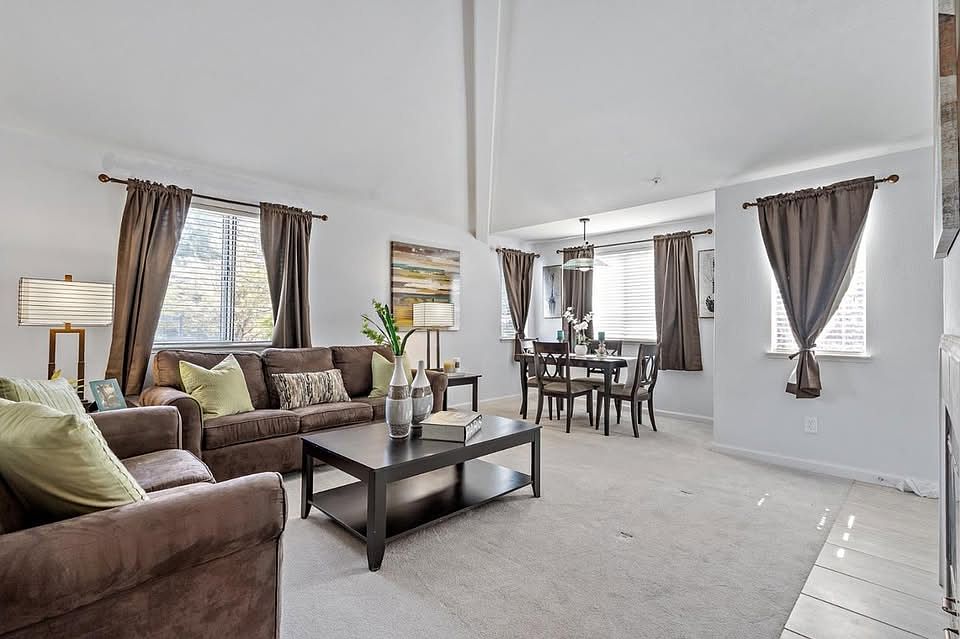 1st image of 1219 Tea Rose Cir