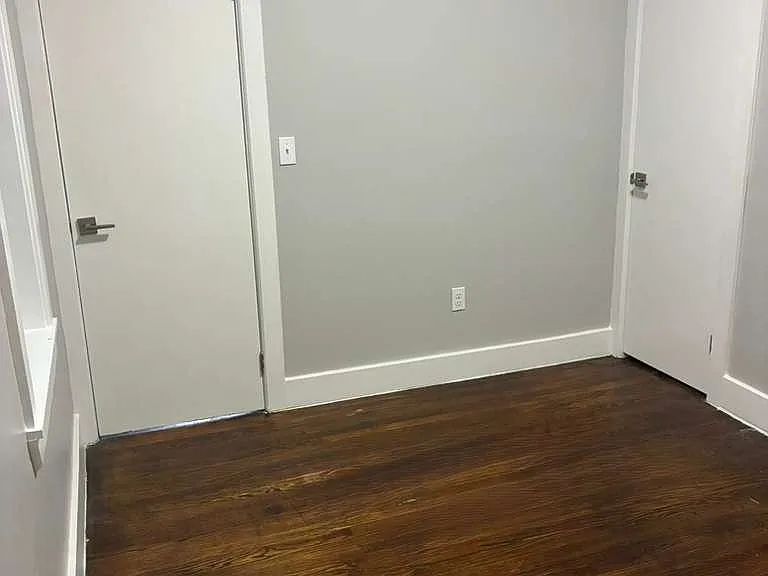 114 Maple St #1R — Photo 4