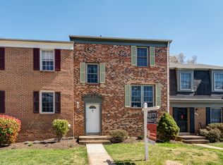 1065 Temple Ct, Sterling, VA 20164