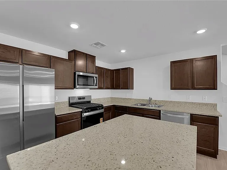 6086 Swift Lariat St — Photo 4