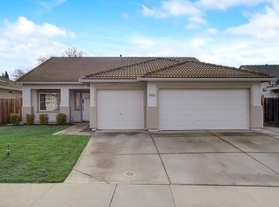 8554 Mountain Bell Dr, Elk Grove, CA 95624