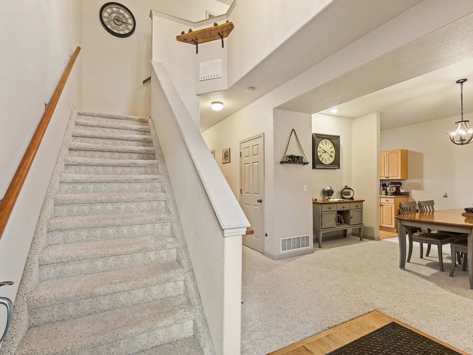 3 bed, 3.5 bath, 2700 sqft, $2,650 — Photo 3